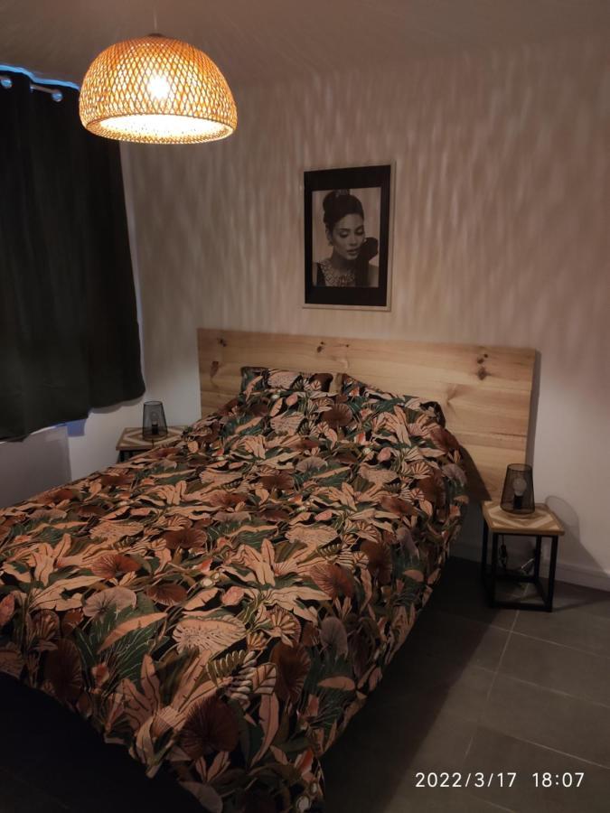 Les Tamaris Apartment Арл Екстериор снимка